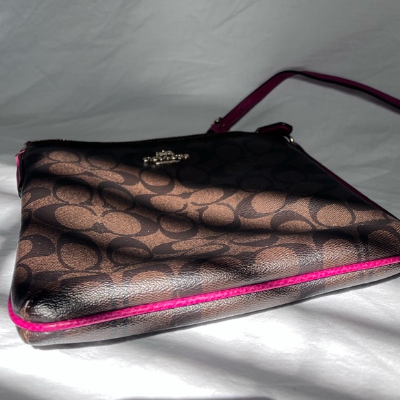 Coach Handbags - ***SOLD***COACH CROSSBODY BAG in Brown and Fuchsia Leather Messenger Bag Signatu